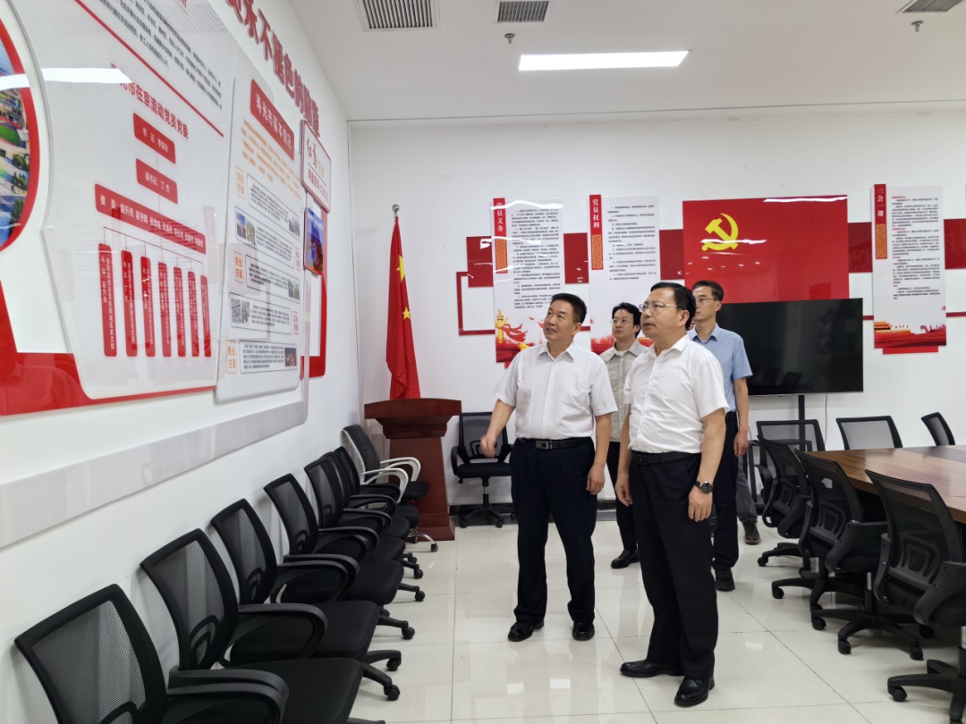 壽光市委常委、組織部部長(zhǎng)劉洪科到壽光市在京流動(dòng)黨員黨委調(diào)研指導(dǎo)工作