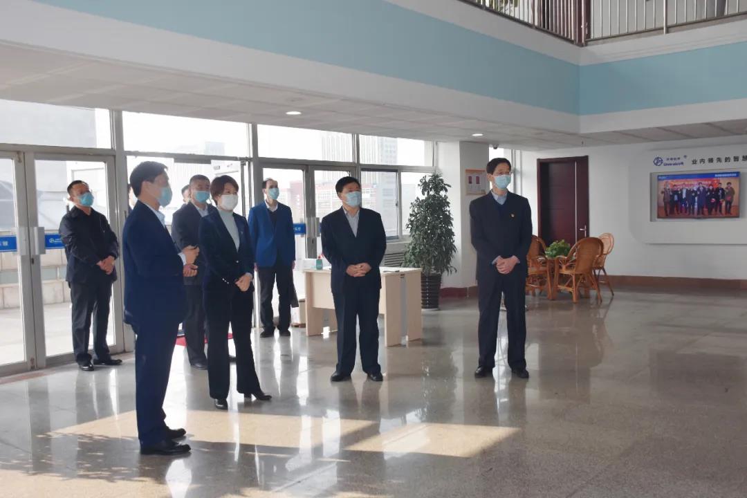 壽光市委常委、紀(jì)委書記、監(jiān)察委員會(huì)主任王霞蒞臨公司調(diào)研指導(dǎo)